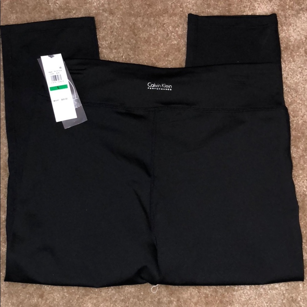 Calvin Klein Performance Wear - Picture 3 of 6